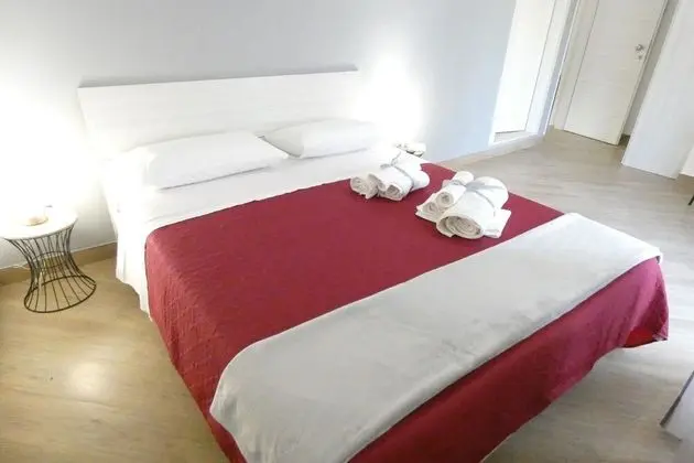 Comfort Tek Büyük veya İki Ayrı Yataklı Oda (3)