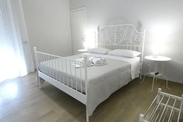 Deluxe Tek Büyük veya İki Ayrı Yataklı Oda (2)