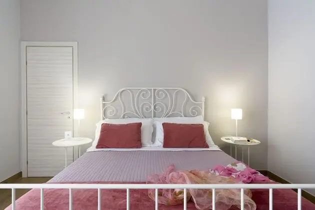 Deluxe Tek Büyük veya İki Ayrı Yataklı Oda (2)