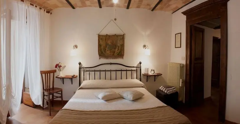 Tek Büyük Yataklı Oda