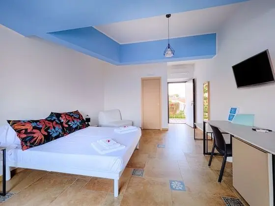 Superior Tek Büyük Yataklı Oda, Deniz Manzaralı