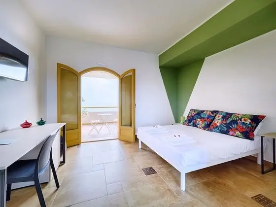 Superior Tek Büyük Yataklı Oda, Deniz Manzaralı