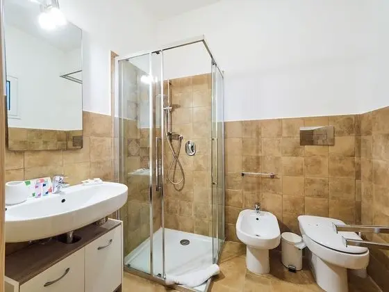 Superior Tek Büyük Yataklı Oda, Deniz Manzaralı