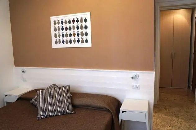 Tek Büyük Yataklı Oda, Bahçe Manzaralı (Teseo)