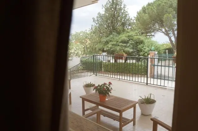 Tek Büyük Yataklı Oda, Bahçe Manzaralı (Teseo)