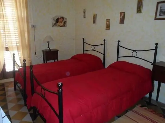 Tek Kişilik Oda, Ortak Banyo