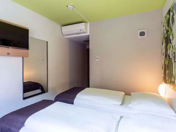 İki Ayrı Yataklı Oda