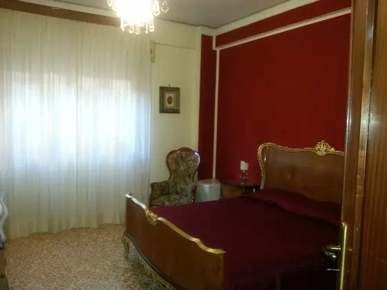 Classic Tek Büyük Yataklı Oda