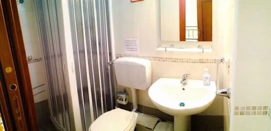 Club Tek Büyük veya İki Ayrı Yataklı Oda
