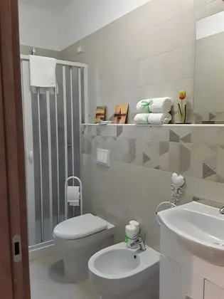 Tek Büyük veya İki Ayrı Yataklı Oda, Zemin Kat (Rome)