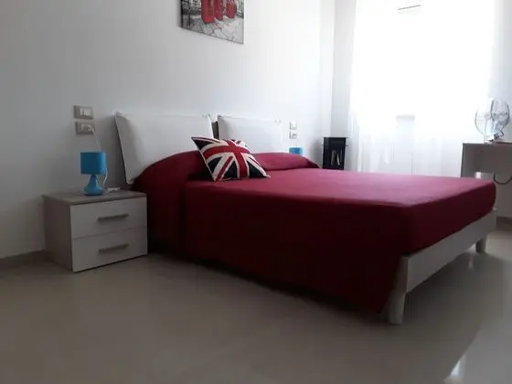 Tek Büyük Yataklı Oda, Zemin Kat (London)