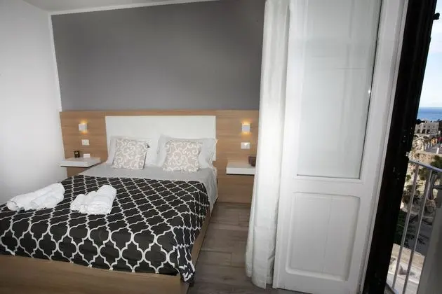 Comfort Tek Büyük Yataklı Oda, Deniz Manzaralı