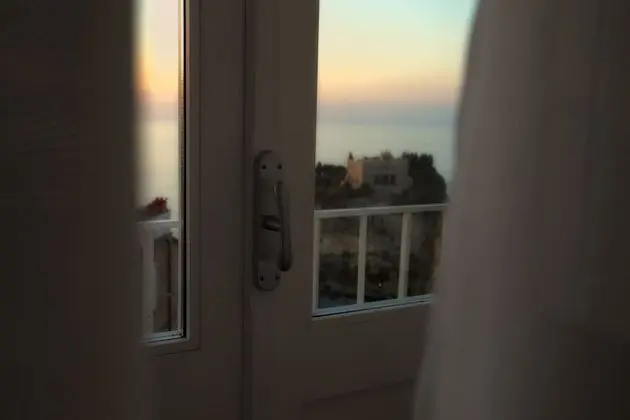 Deluxe Tek Büyük Yataklı Oda, Deniz Manzaralı, Denize Bakan