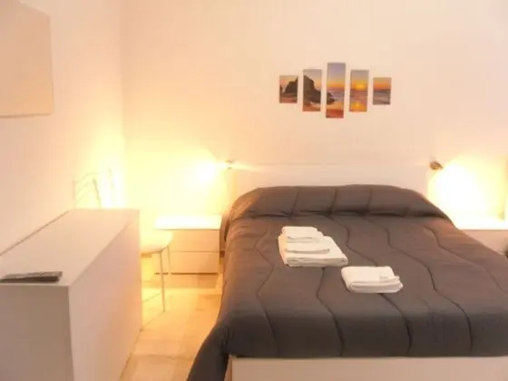 Business Üç Kişilik Oda, Ortak Banyo