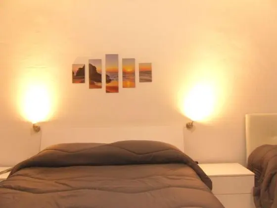 Business Üç Kişilik Oda, Ortak Banyo