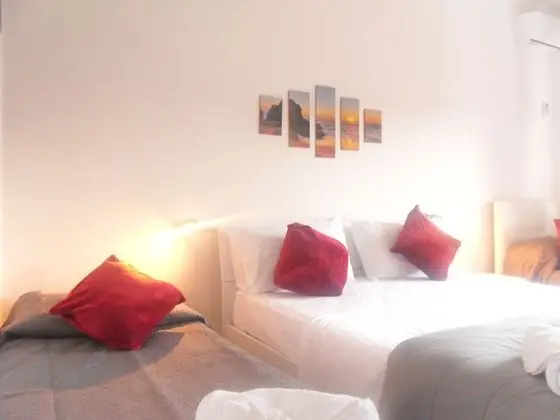 Business Üç Kişilik Oda, Ortak Banyo