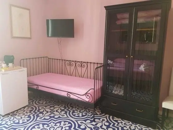 Üç Kişilik Oda, Teras