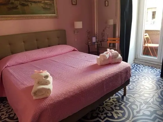 Üç Kişilik Oda, Teras
