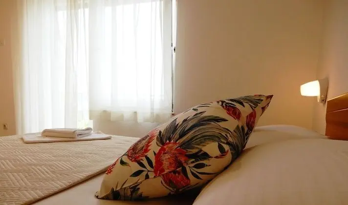 Tek Büyük Yataklı Oda, Balkon, Deniz Manzaralı (2)