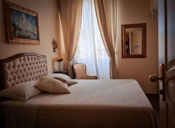 Deluxe Tek Büyük Yataklı Oda, Banyolu/Duşlu, Şehir Manzaralı (Venere)