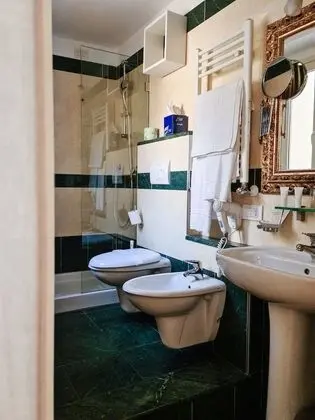 Deluxe Tek Büyük Yataklı Oda, Banyolu/Duşlu, Şehir Manzaralı (Venere)