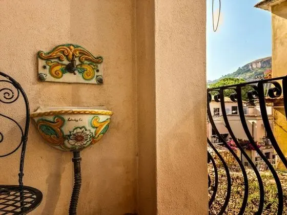 Deluxe Tek Büyük Yataklı Oda, Banyolu/Duşlu, Şehir Manzaralı (Venere)