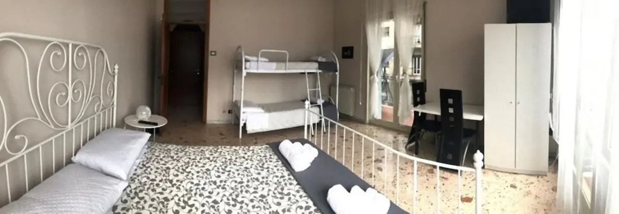 Comfort Üç Kişilik Oda, Birden Çok Yatak, Sigara İçilmez, Banyolu/Duşlu