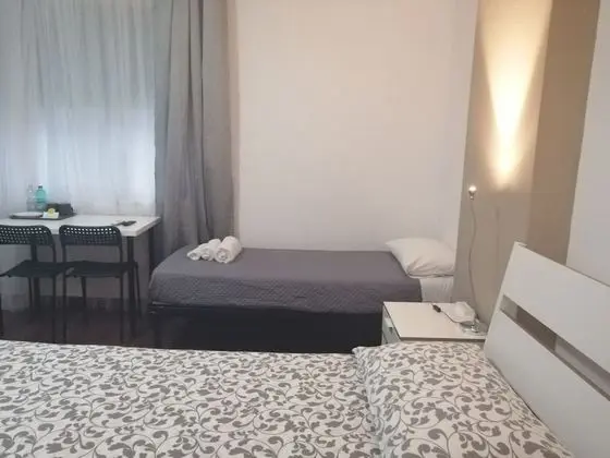 Comfort Üç Kişilik Oda, Birden Çok Yatak, Sigara İçilmez, Banyolu/Duşlu