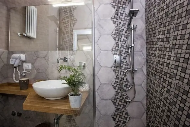 Tek Büyük Yataklı Oda (Elpida)