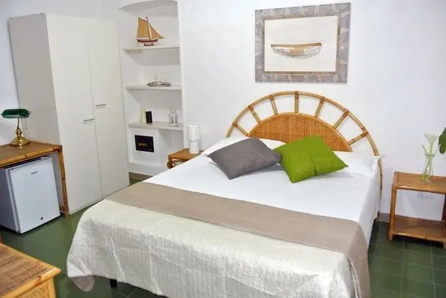 Comfort Tek Büyük Yataklı Oda