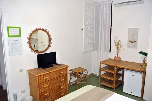 Comfort Tek Büyük Yataklı Oda