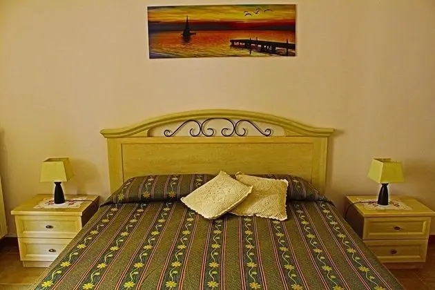 Tek Büyük Yataklı Oda