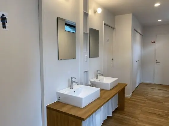 Basic Oda, Sigara İçilmez, Ortak Banyo