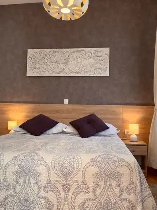 Superior Apart Daire, Ek Bina