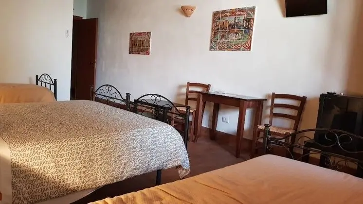 Deluxe Dört Kişilik Oda