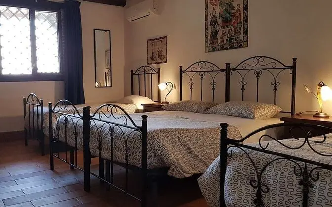 Deluxe Dört Kişilik Oda