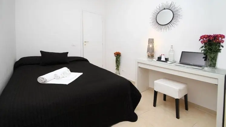 Economy Tek Büyük Yataklı Oda