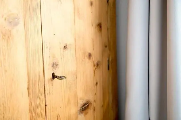 Tek Büyük Yataklı Oda