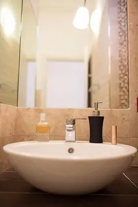 Tek Büyük Yataklı Oda, Veranda