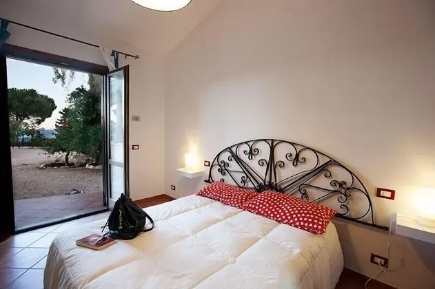 Üç Kişilik Oda, Veranda