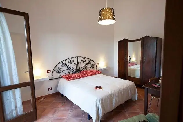 Üç Kişilik Oda, Veranda