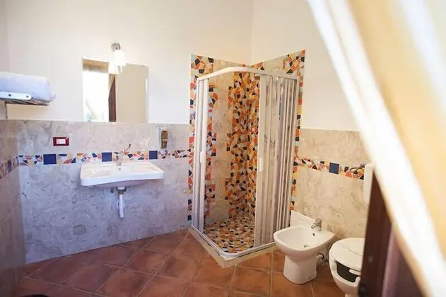 Üç Kişilik Oda, Veranda