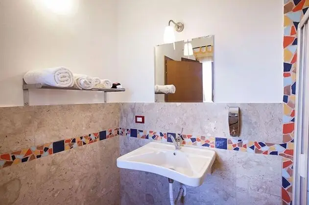 Üç Kişilik Oda, Veranda