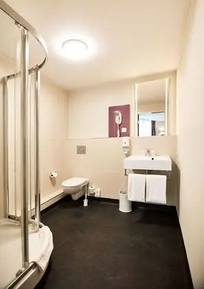 Economy Dört Kişilik Oda