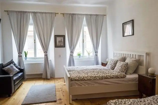 Exclusive Tek Büyük Yataklı Oda (Under Cesky Krumlov Castle)