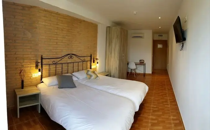 Comfort Tek Büyük Yataklı Oda