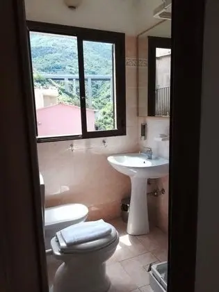 Tek Büyük Yataklı Oda, Balkon, Deniz Manzaralı