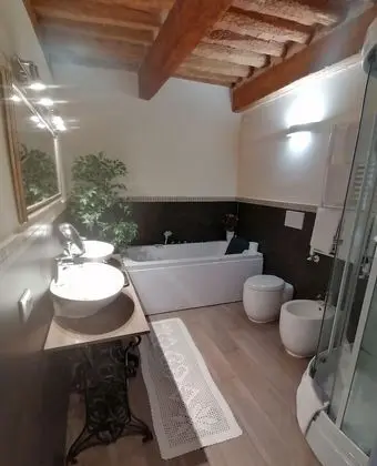 Deluxe Üç Kişilik Oda, Birden Çok Yatak