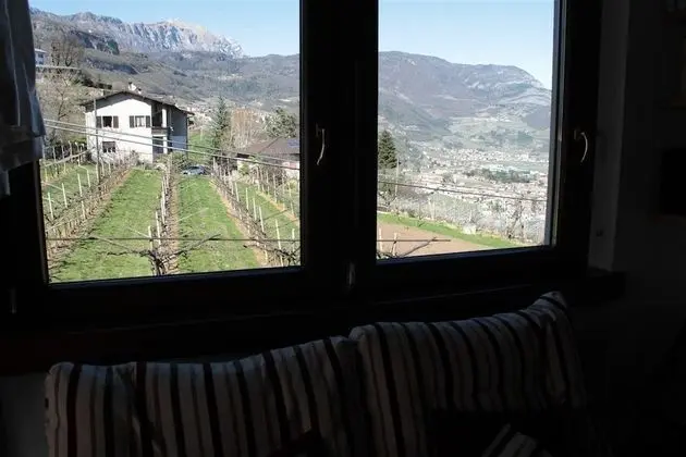 Üç Kişilik Oda, Bahçe Manzaralı (Acero)