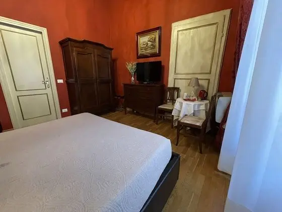 Comfort Tek Büyük Yataklı Oda
